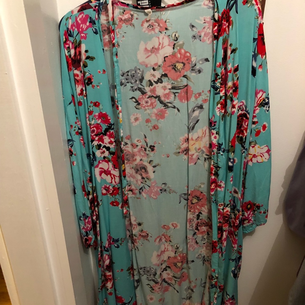 Maternity robe